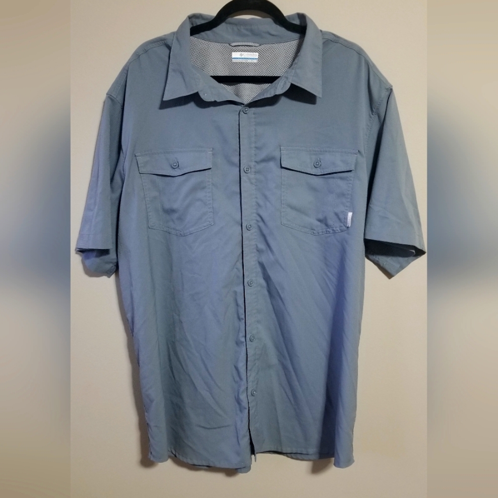 Columbia Men's XXL Shirt